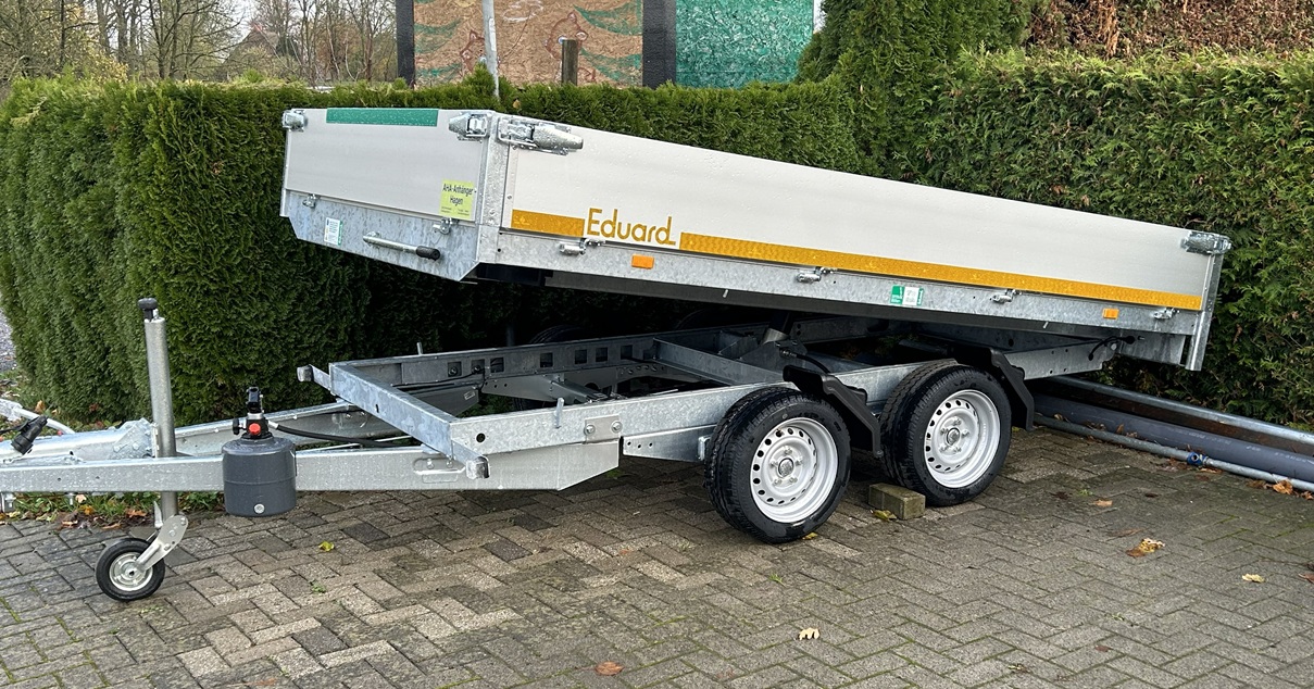 Anhänger -Heckkipper mieten