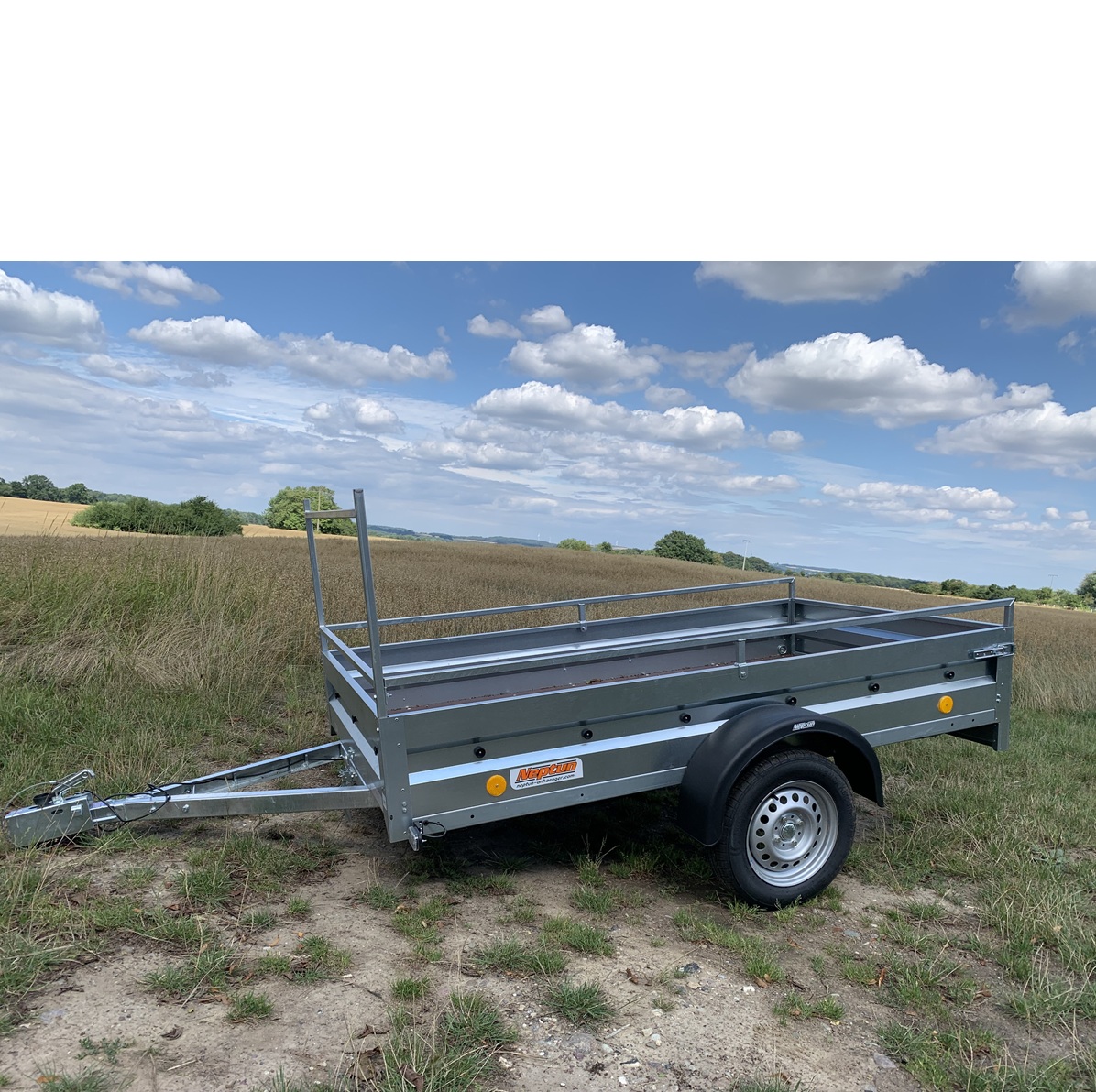 Kastenanhänger mit H-Gestell mieten